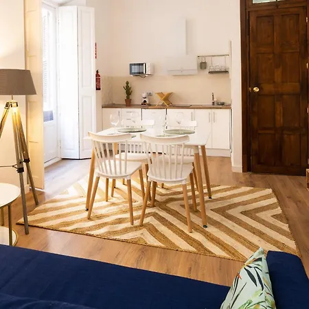 Strachan Trip Malaga Room photo